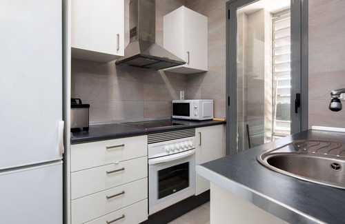 Vergel Apartment | Lovely apartment for 2 people with WIFI, A/C, pool, TV, terrace and pets allowed