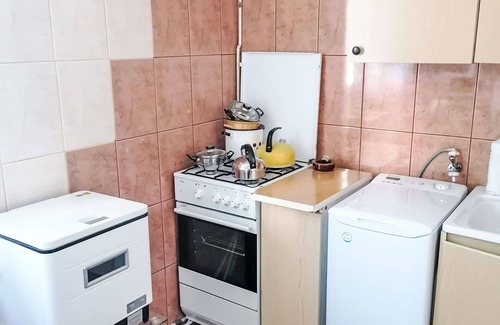 Wola Apartment | Lovely apartment for 2 people with balcony, panoramic view and parking