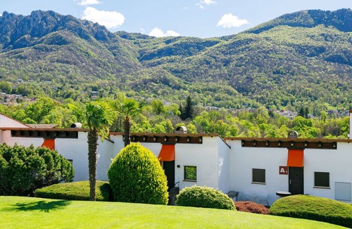 Sonvico Apartment | Lovely apartment for 4 guests with pool, WIFI, TV and patio