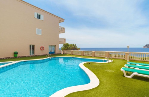 Andraitx Apartment | Lovely apartment for 4 people with A/C, WIFI, pool, TV and balcony