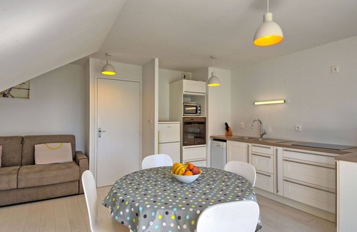 Morbihan Apartment | Lovely apartment for 4 people with WIFI, TV, terrace and parking