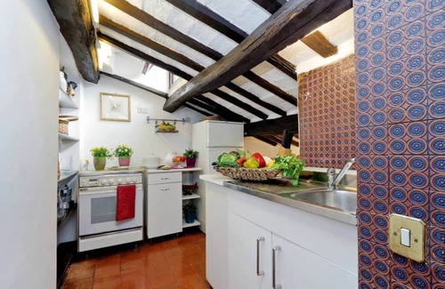 Trastevere Apartment | Lovely apartment for 4 in Trastevere