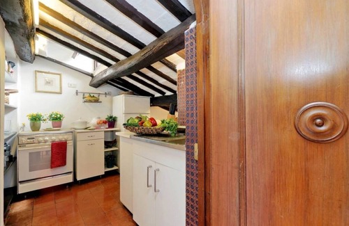 Trastevere Apartment | Lovely apartment for 4 in Trastevere