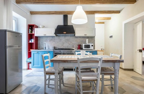 Omegna Apartment | Lovely apartment for 4 guests with WIFI, TV, terrace and pets allowed