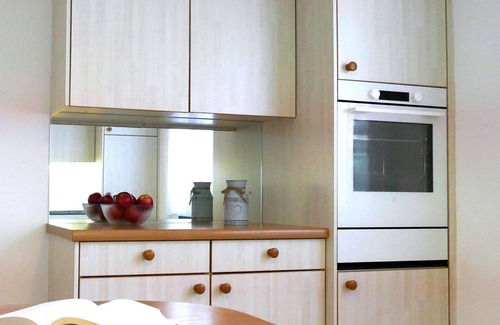 Aquila Apartment | Lovely apartment for 4 people with WIFI, TV, balcony and pets allowed