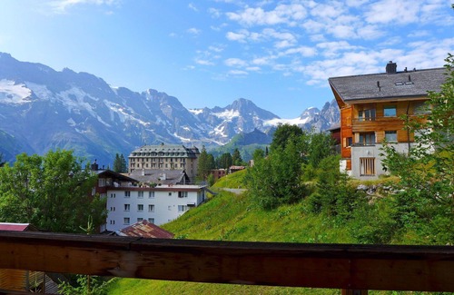 Murren Apartment | Lovely apartment for 5 guests with WIFI, TV and balcony