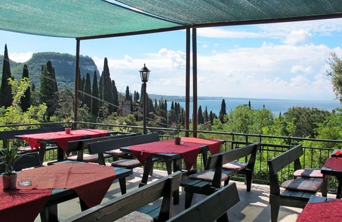 Corno Apartment | Lovely apartment for 5 guests with pool, WIFI, TV and terrace