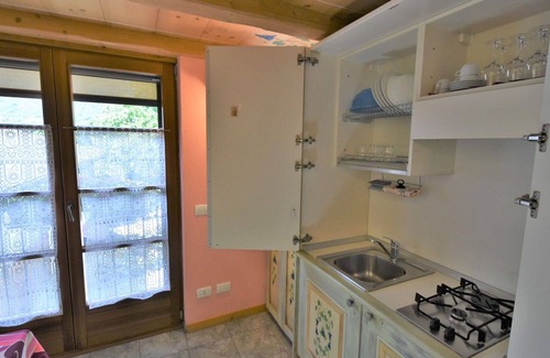Prata Camportaccio Apartment | Lovely apartment for 5 guests with WIFI, A/C, TV, patio and pets allowed