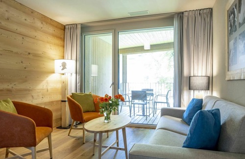Meiringen Apartment | Lovely apartment for 6 guests with WIFI, TV, terrace, pets allowed and parking