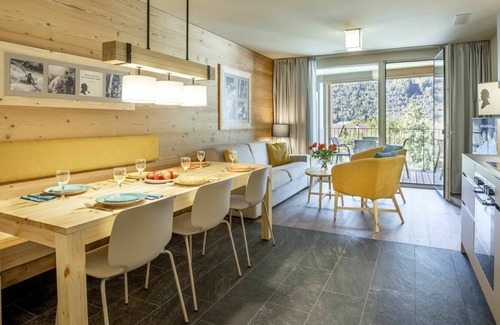 Martisberg Apartment | Lovely apartment for 6 people with WIFI, TV, terrace, pets allowed and parking