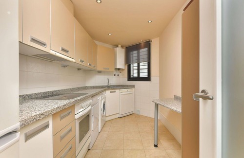 Torrox Costa Apartment | Lovely apartment for 6 people with A/C, WIFI, pool, TV, terrace and pets allowed