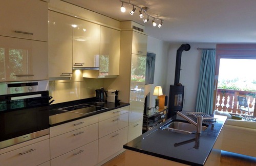 Randogne Apartment | Lovely apartment for 6 guests with WIFI, TV, terrace and parking
