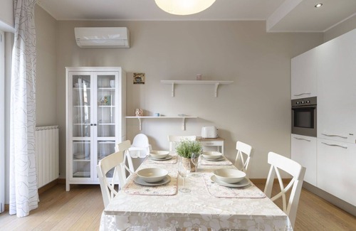 Alassio Apartment | Lovely apartment for 6 people with A/C, WIFI, TV, balcony and pets allowed