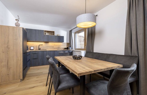 Soell Apartment | Lovely apartment for 6 people with WIFI, TV and balcony