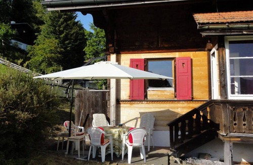 Schoenried Apartment | Lovely apartment for 7 guests with WIFI, balcony, pets allowed and parking