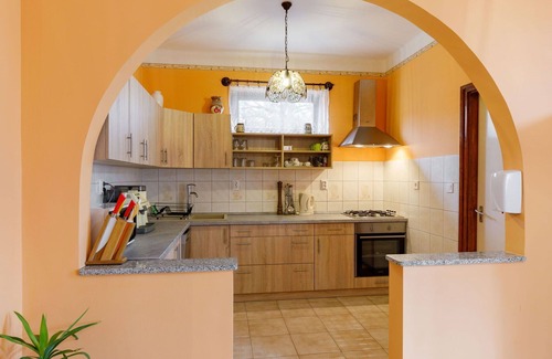 Balatonlelle Apartment | Lovely apartment for 7 guests with A/C, WIFI, TV, terrace and parking