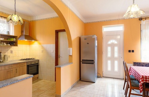 Balatonlelle Apartment | Lovely apartment for 7 guests with A/C, WIFI, TV, terrace and parking
