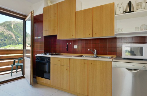 Moena Apartment | Lovely apartment for 7 people with WIFI, TV, patio and pets allowed
