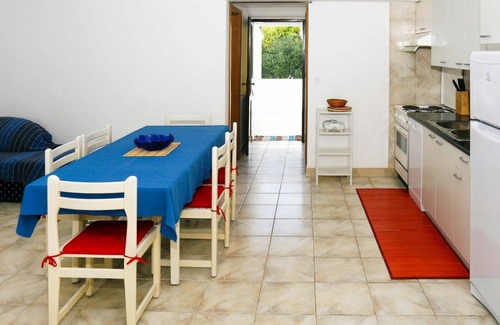 Prizba Apartment | Lovely apartment for 8 guests with A/C, WIFI, TV and balcony