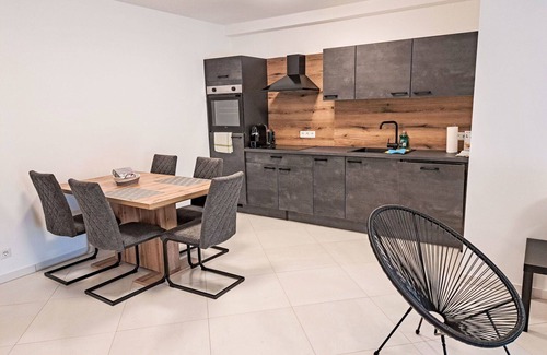 Sekirn Apartment | Lovely apartment for 6 people with WIFI, TV and balcony