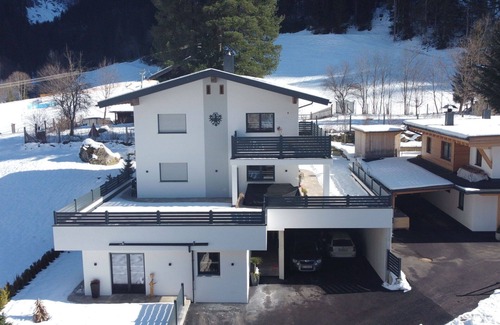 Dornauberg Apartment | Lovely apartment for 4 people with WIFI, TV and terrace