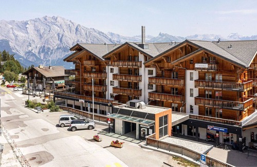 Mayens-de-Riddes Apartment | Lovely apartment for 4 people with WIFI, TV, terrace, pets allowed and panoramic view