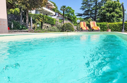 Besazio Apartment | Lovely apartment for 4 people with WIFI, private pool, TV, patio and panoramic view