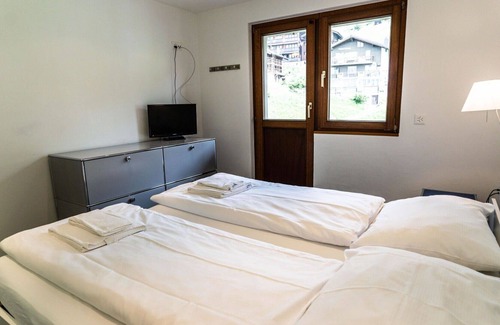 Riederalp Apartment | Lovely apartment for 5 guests with WIFI, TV, balcony and pets allowed