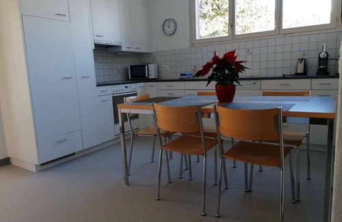 Valbella Apartment | Lovely apartment for 6 guests with WIFI, TV and balcony