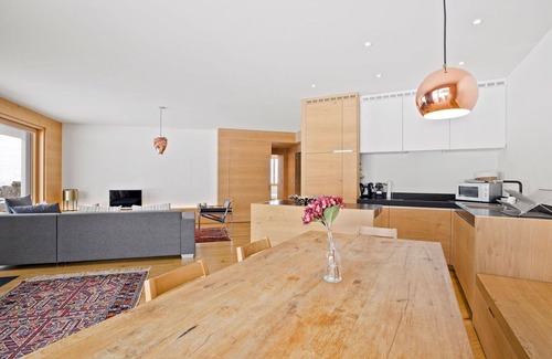Valbella Apartment | Lovely apartment for 6 people with WIFI, TV and balcony