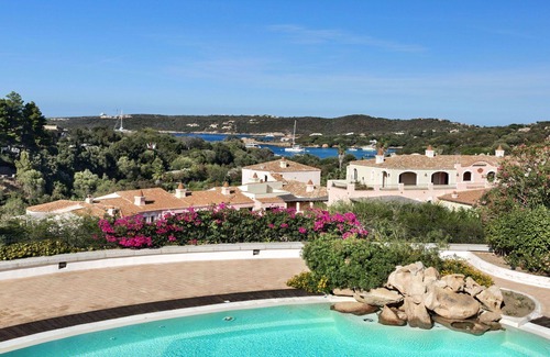 Liscia di Vacca Apartment | Lovely apartment for 4 guests with pool, A/C, WIFI, TV, terrace and pets allowed