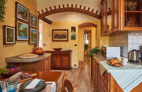 Morosolo Apartment | Lovely apartment for 4 guests with WIFI, TV and balcony