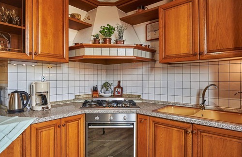 Morosolo Apartment | Lovely apartment for 4 guests with WIFI, TV and balcony