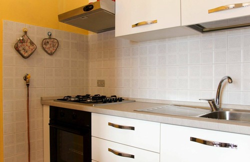 Val di Sogno Apartment | Lovely apartment for 4 people with WIFI, TV, balcony and pets allowed