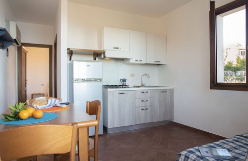 Patresi Apartment | Lovely apartment for 4 guests with WIFI, A/C, TV and terrace