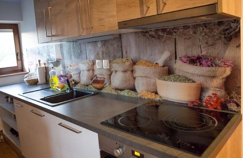 Lesce Apartment | Lovely apartment for 5 people with A/C, WIFI, pool and TV