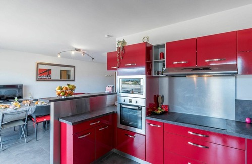 Porto-Vecchio Apartment | Lovely apartment for 6 guests with WIFI, A/C, TV and terrace