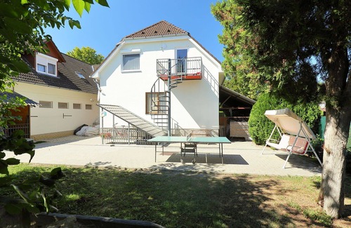 Balatonszemes Apartment | Lovely apartment for 15 people with A/C, WIFI, TV, patio and pets allowed