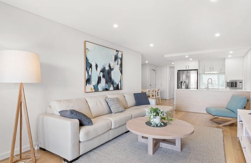 Shoal Bay Apartment | Lovely apartment in a prime location