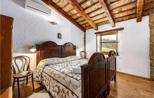Gologorica Apartment | Lovely Apartment In Cerovlje With Wifi