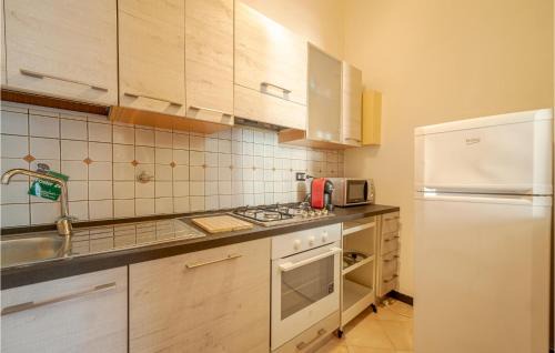 San Fruttuoso Apartment | Lovely Apartment In Genova With Wifi