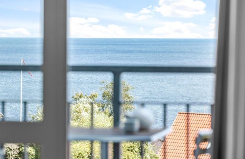 Gudhjem Apartment | Lovely apartment in Gudhjem with WiFi
