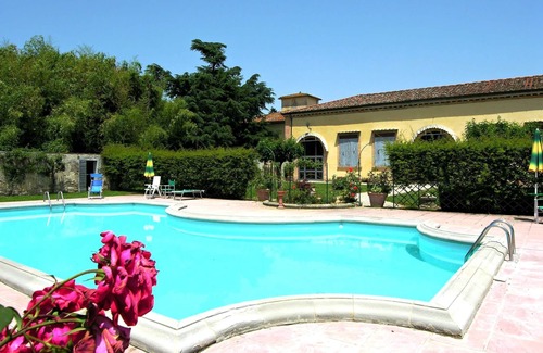 Scarperia e San Piero Villa | Lovely apartment in villa for 6 people with WIFI, pool, TV and panoramic view