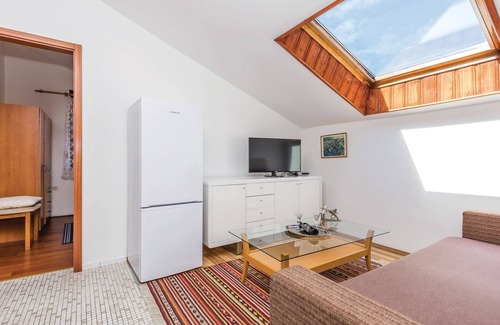Kampor Apartment | Lovely apartment in Kampor with kitchen