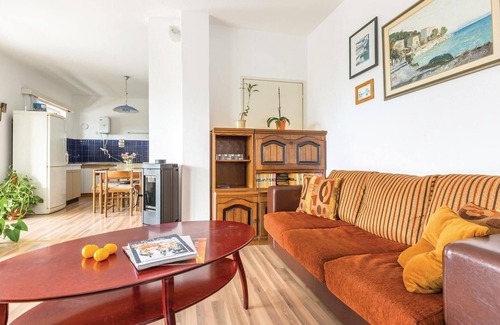 Zelenka Apartment | Lovely apartment in Makarska with WiFi