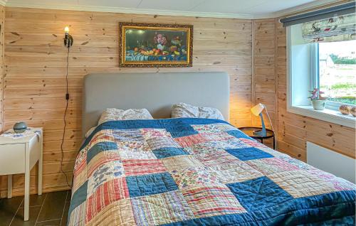 Sandoy Apartment | Lovely Apartment In Myklebost With Wifi