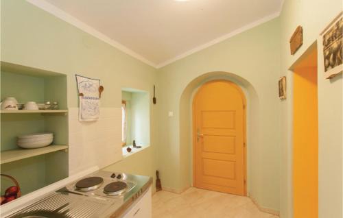 Municipality of Omisalj Apartment | Lovely Apartment In Omisalj