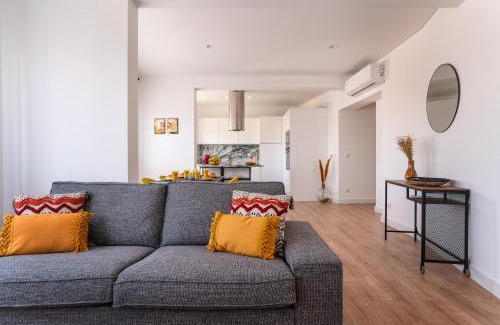 Portimao City Centre Apartment | Lovely Apartment in Portimão with River view
