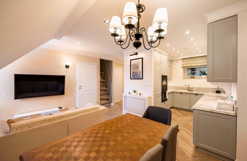 Old Town Apartment | Lovely Apartment In The Heart of Warsaw
