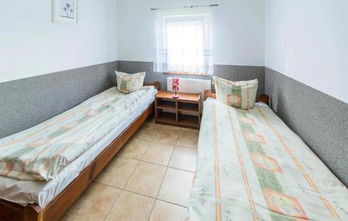 Barczewo Apartment | Lovely Apartment In Tumiany With Wifi